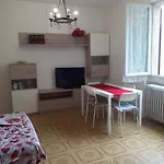 Dog-friendly, Panoramic Pool And Park On 3 * Pilzone